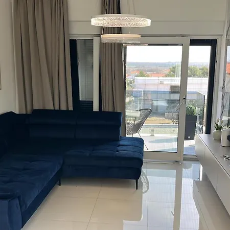 Luxury With Jacuzzy On A Private Roof Terrace Διαμέρισμα *