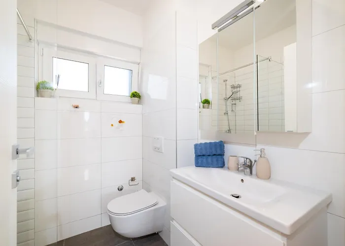 Luxury With Jacuzzy On A Private Roof Terrace