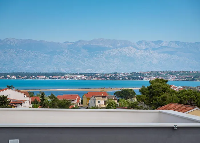 Luxury With Jacuzzy On A Private Roof Terrace Lejlighed