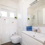 Luxury With Jacuzzy On A Private Roof Terrace
