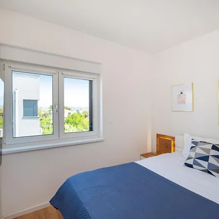 Apartment Luxury With Jacuzzy On A Private Roof Terrace *